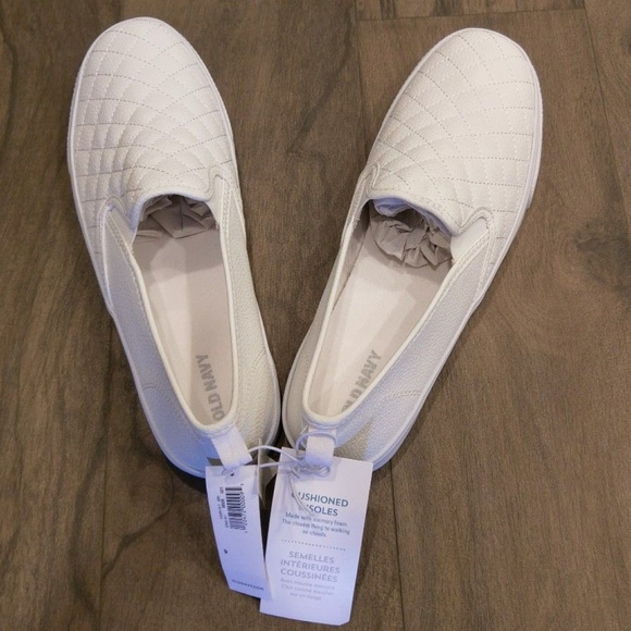 old navy white slip on shoes